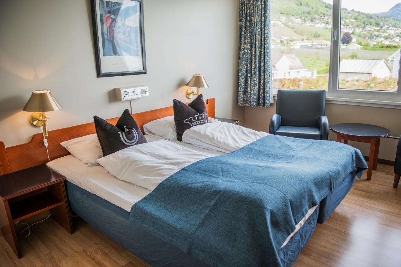 Leikanger Fjordhotel - Unike Hoteller Zewnętrze zdjęcie