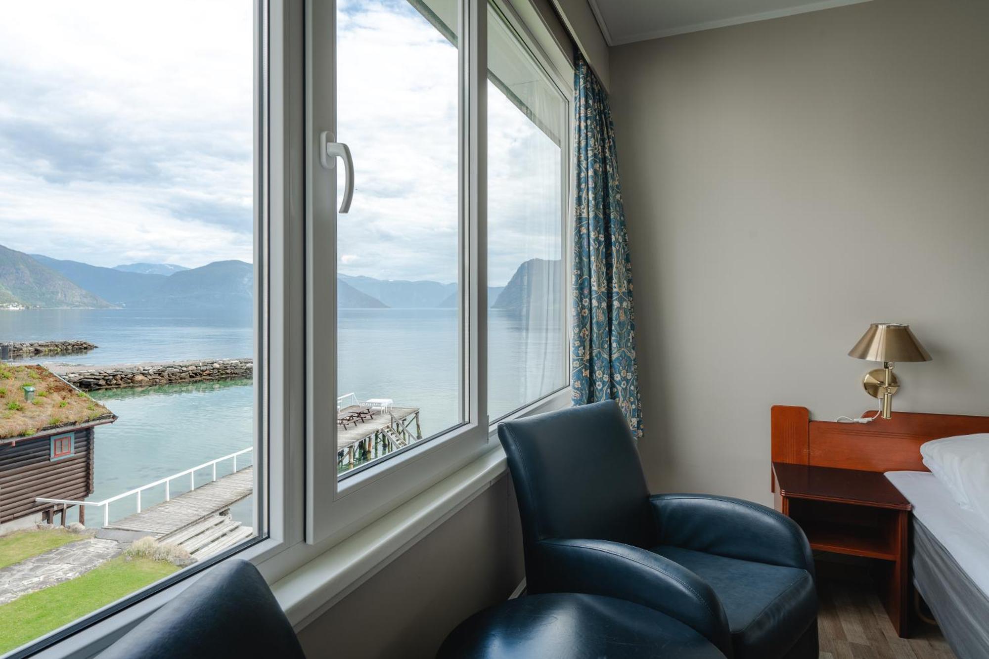 Leikanger Fjordhotel - Unike Hoteller Zewnętrze zdjęcie