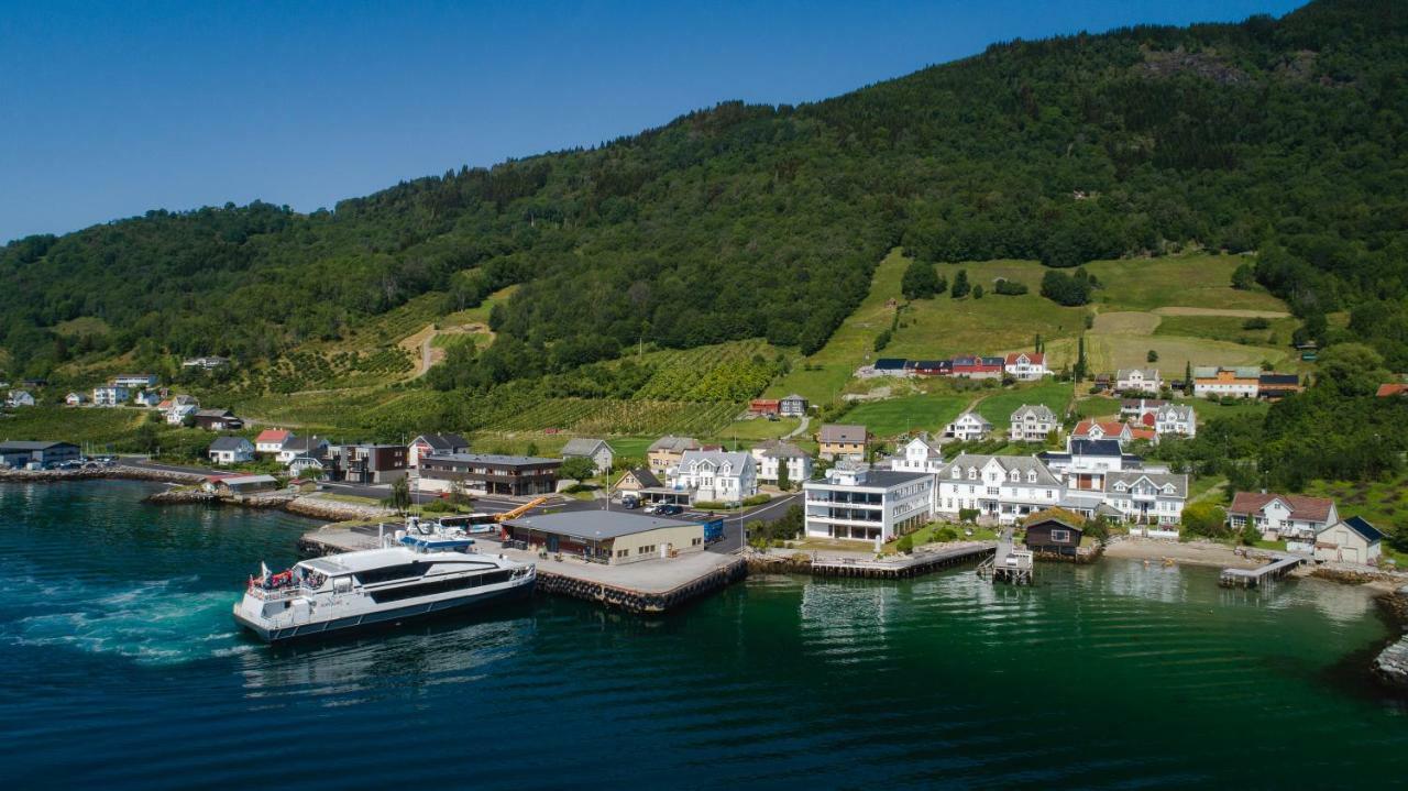 Leikanger Fjordhotel - Unike Hoteller Zewnętrze zdjęcie