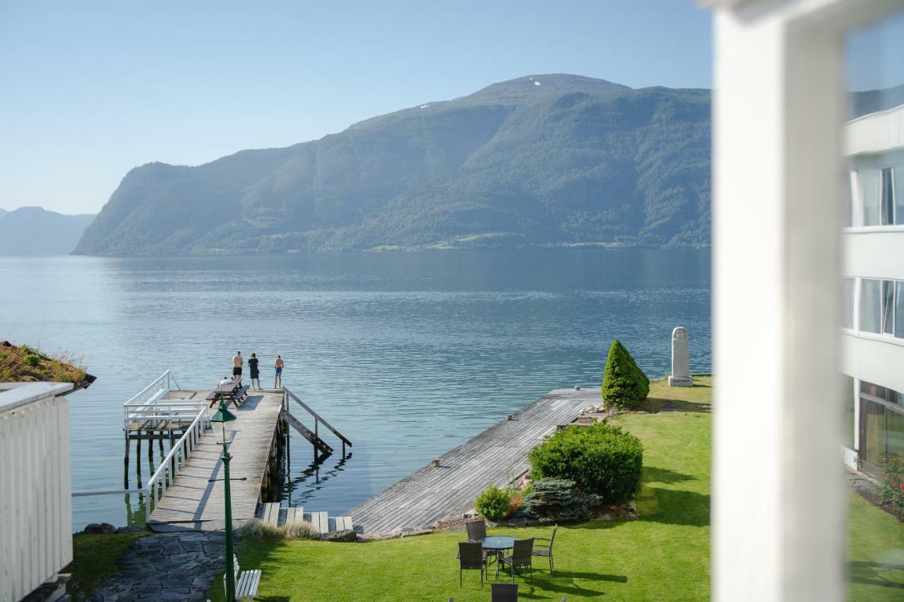 Leikanger Fjordhotel - Unike Hoteller Zewnętrze zdjęcie